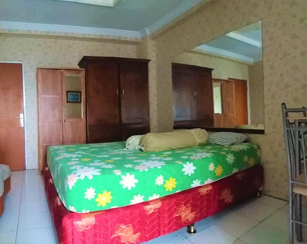 Raja Property Jakarta Chambre photo